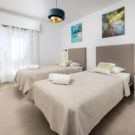Prázdninový dům Magnificent Beachfront Apartment Estepona