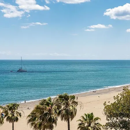 Prázdninový dům Magnificent Beachfront Apartment Estepona